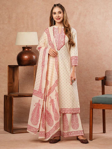 Embroidered Traditional Kurti Set